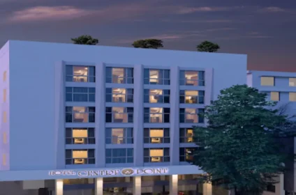 Hotel Centre Point in Wardha